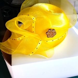 New in box fancy elegant tool and rhinestone embellished hat